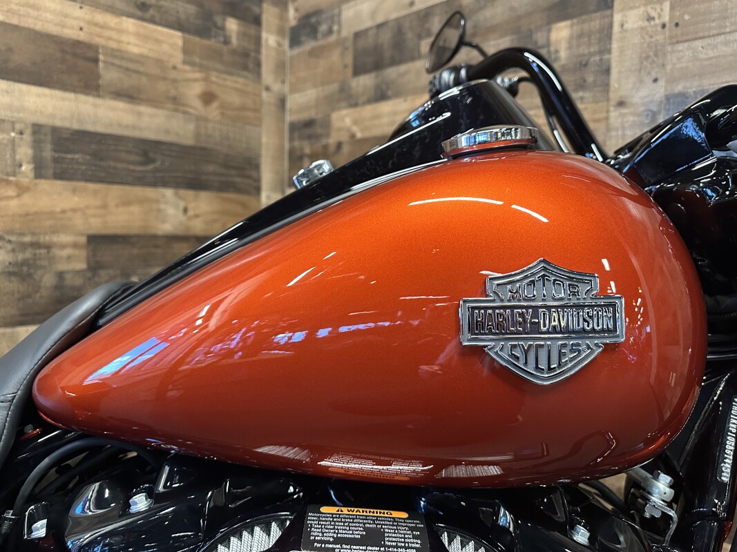 2025 Harley-Davidson Road King Special Whiskey Fire FLHRXS - Photo 6