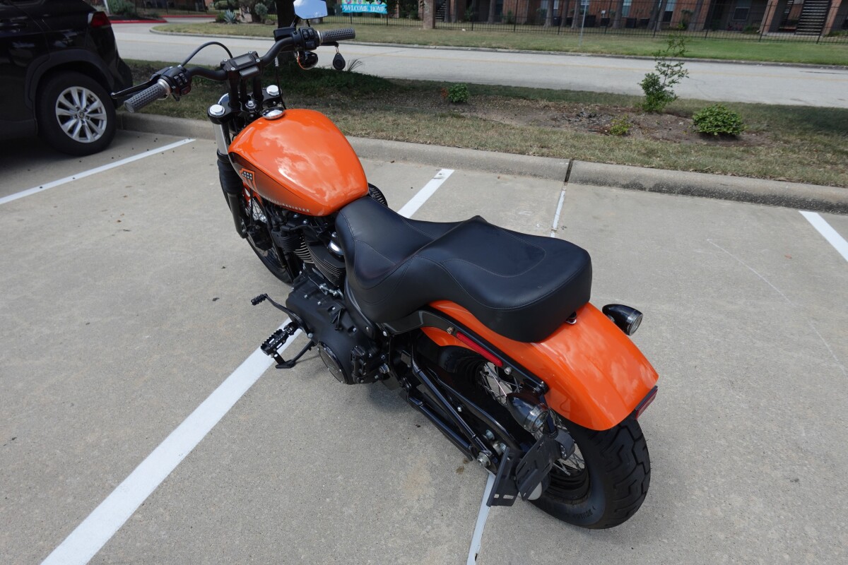 2021 Harley-Davidson Street Bob 114 FXBBS - Photo 6