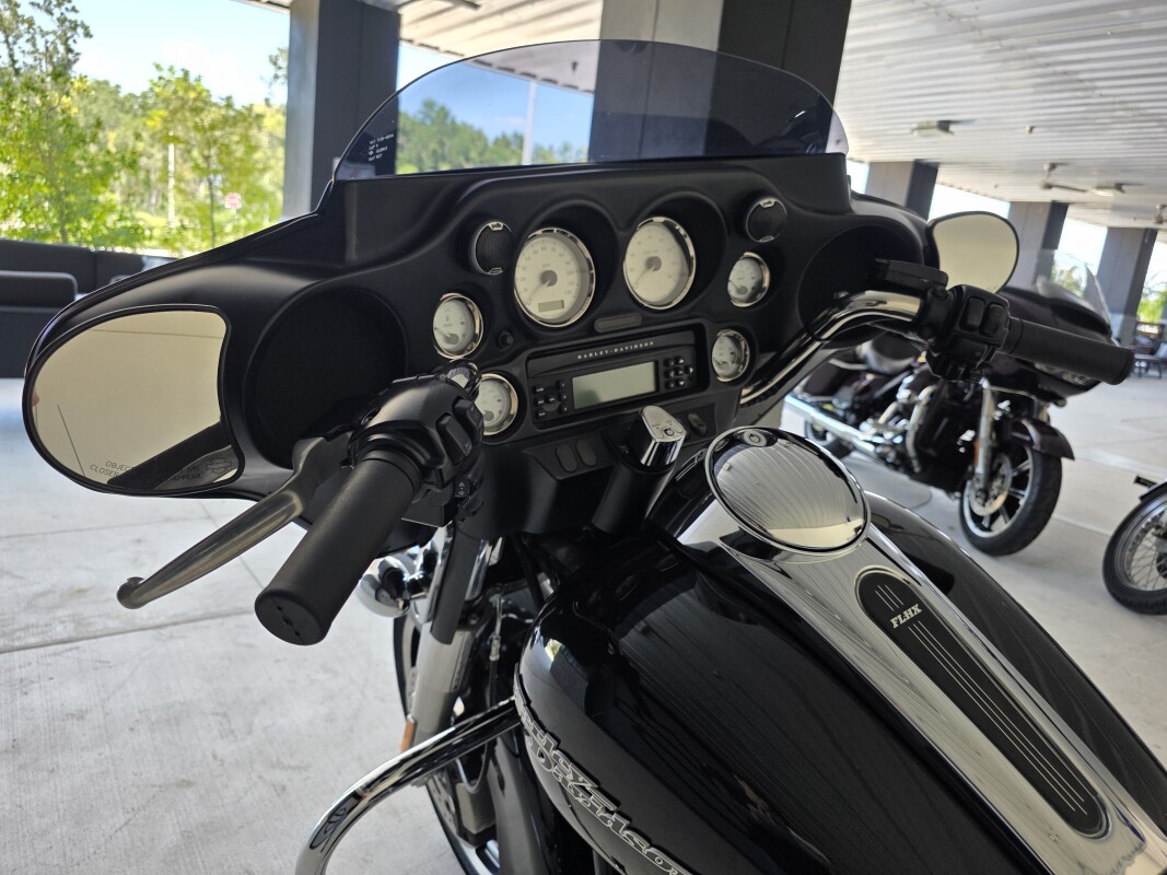 2013 Harley-Davidson Street Glide - Photo 10
