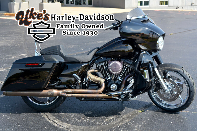 2015 Cvo Street Glide Special Black/Gold Dust