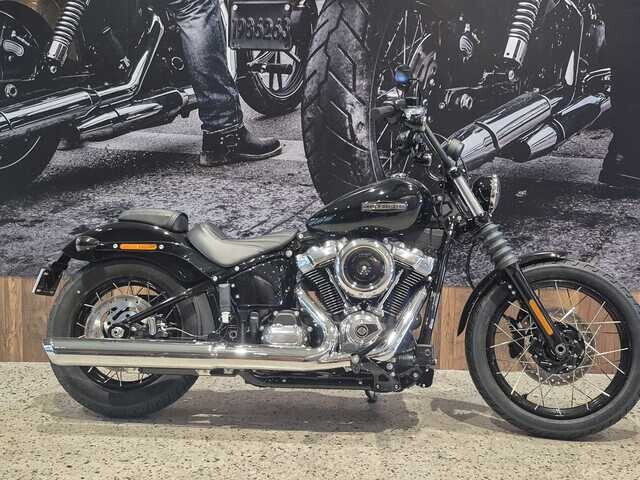 2025 MY25 Harley-Davidson Softail Street Bob 117 W/ABS (FXBB)