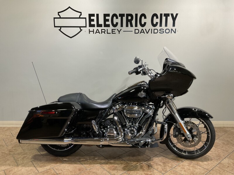 2021 Harley-Davidson® Road Glide® Special Vivid Black FLTRXS