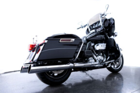 2017 Harley-Davidson<sup>®</sup> Ultra Limited!!!IMPECCABLE!!!! thumb 1