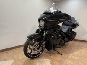 2025 FLHXU Street Glide® Ultra thumb 0
