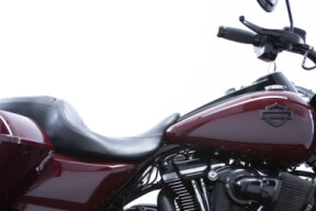 2020 Harley-Davidson<sup>®</sup> Road King<sup>®</sup> Special Burgundy Cherry Sunglo Fade thumb 3
