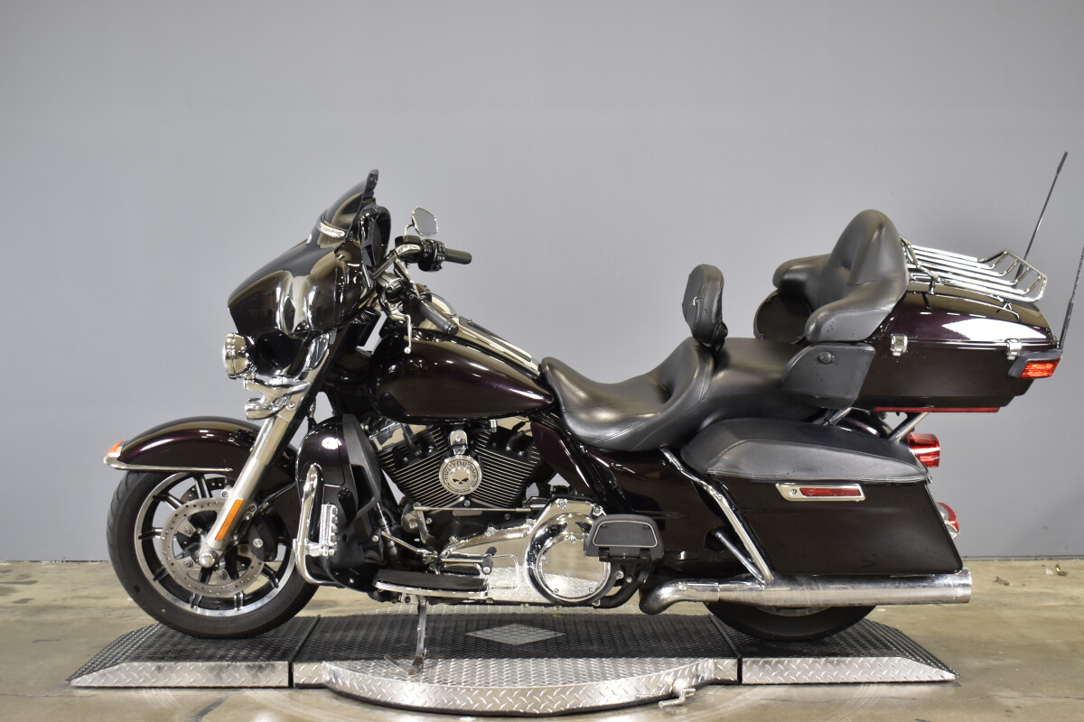 2015 Electra Glide Ultra Limited - Photo 5