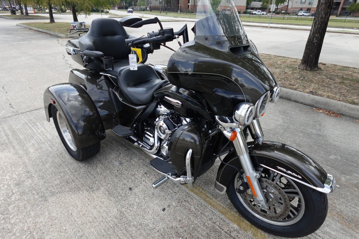 2020 Harley-Davidson Tri Glide Ultra FLHTCUTG - Photo 2