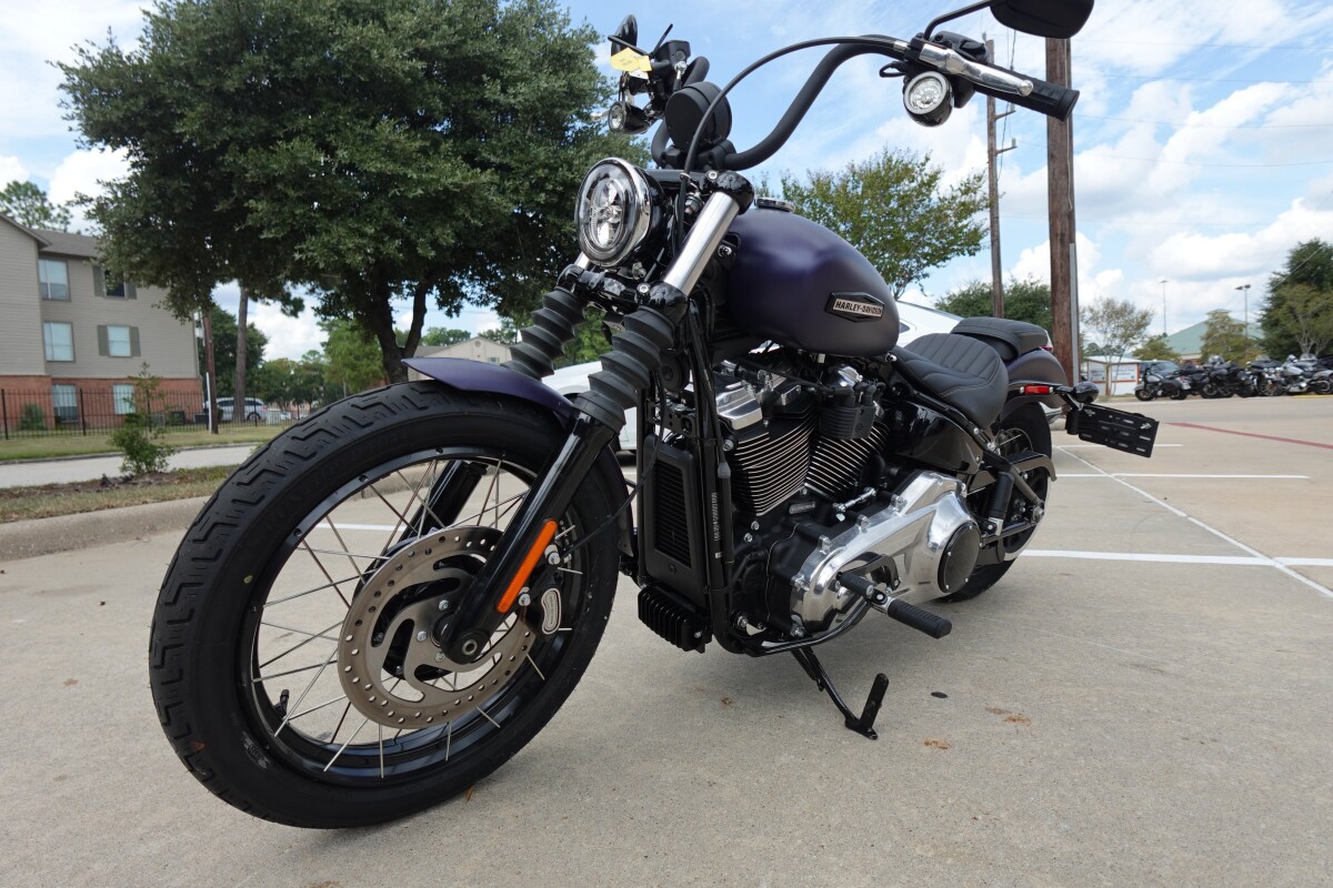 2025 Harley-Davidson Street Bob FXBB - Photo 4