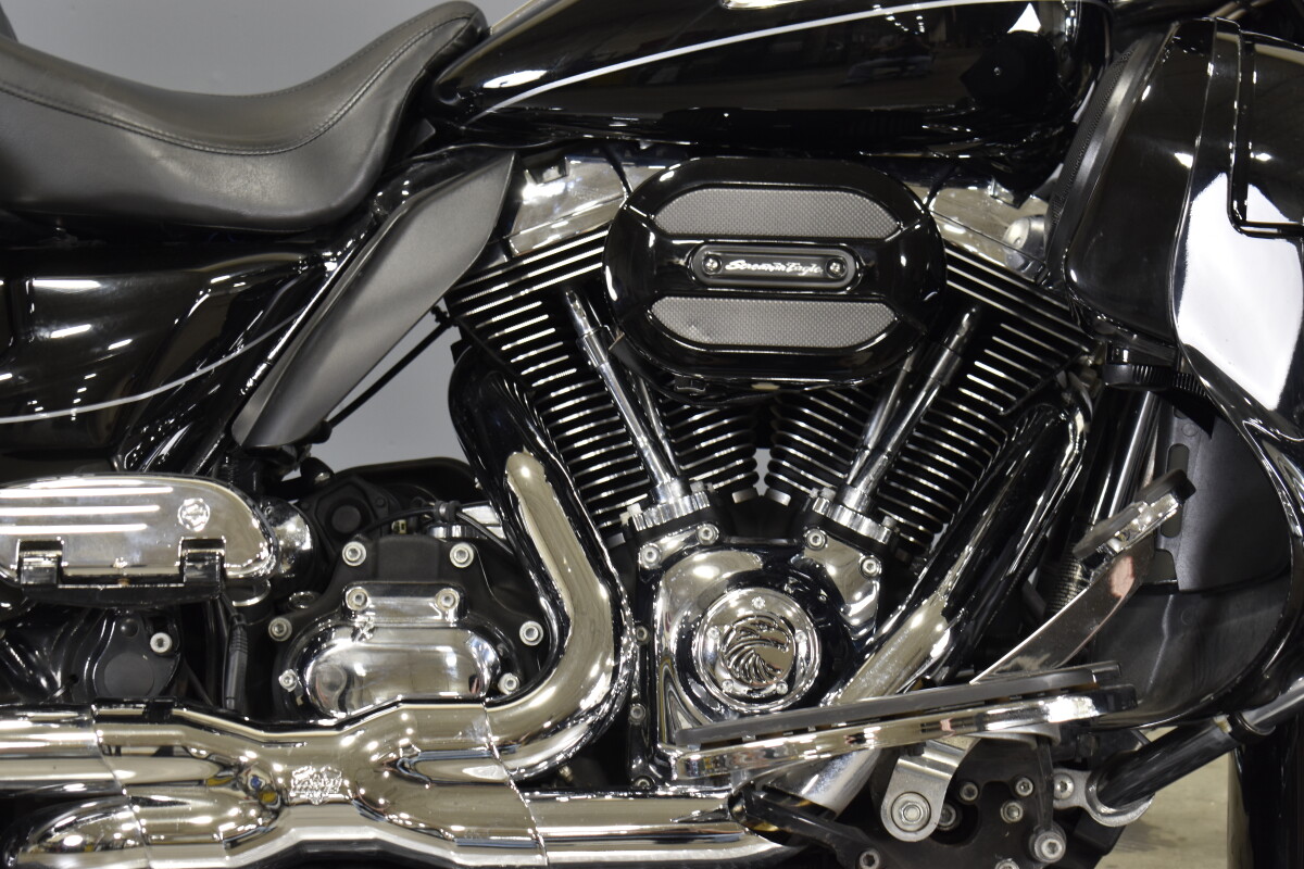2012 Harley-Davidson Electra Glide Ultra Limited FLHTK - Photo 10