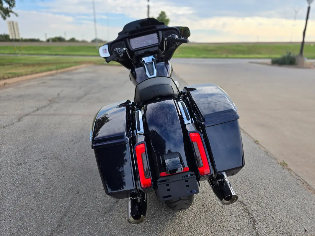 2025 Harley-Davidson Street Glide - Photo 6