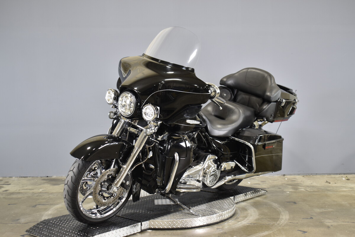 2012 Harley-Davidson Electra Glide Ultra Limited FLHTK - Photo 4