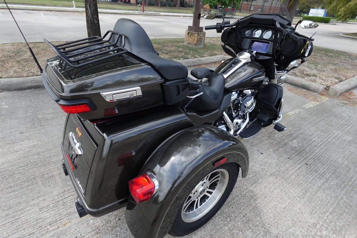 2020 Harley-Davidson Tri Glide Ultra FLHTCUTG - Photo 8
