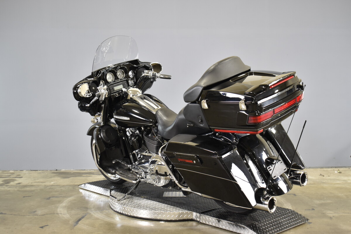 2012 Harley-Davidson Electra Glide Ultra Limited FLHTK - Photo 6