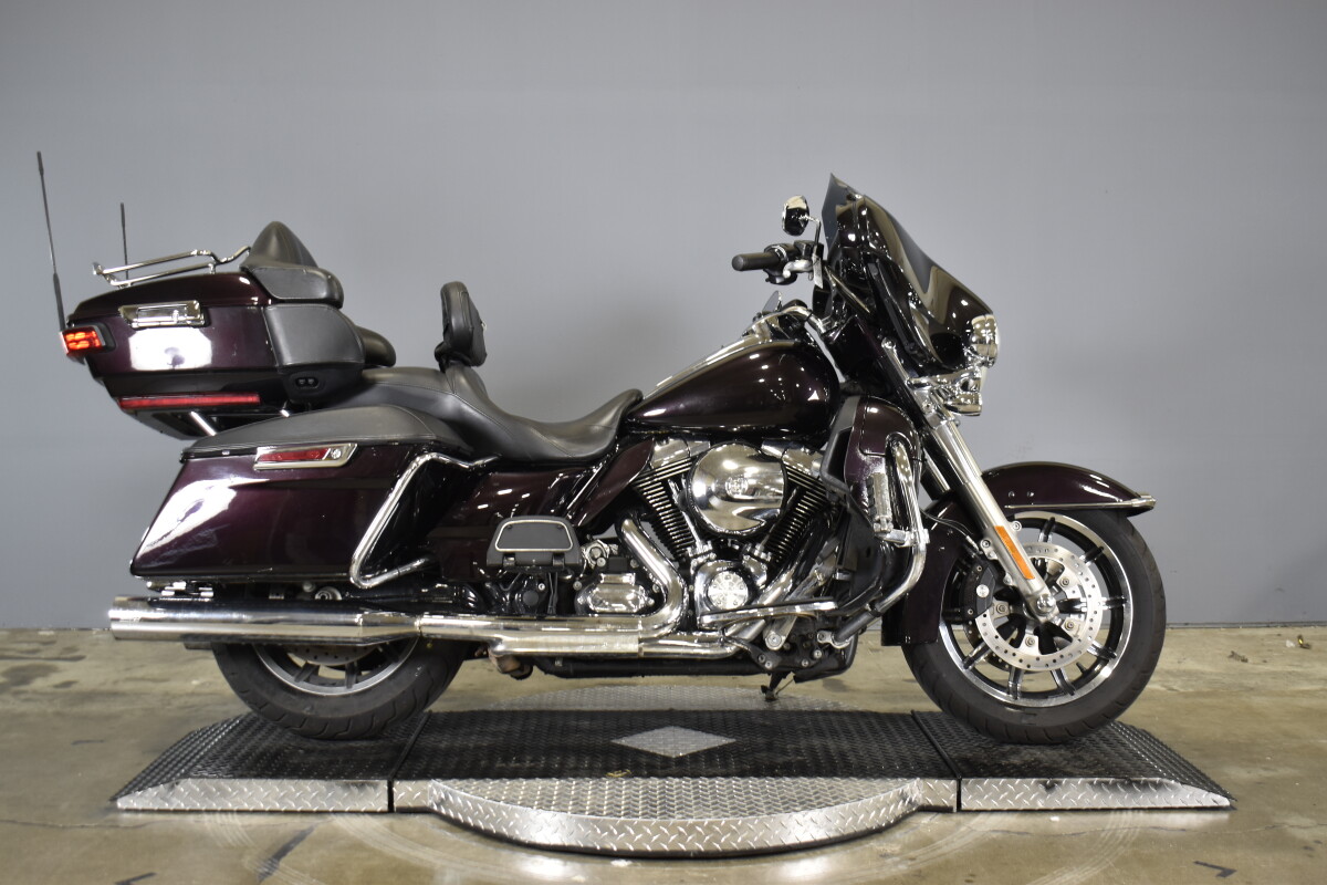 2021 Harley Davidson Ultra Limited 2021 Road Glide Limited Snake