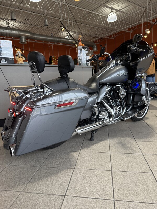 FLTRX 2021 Road Glide - Photo 3
