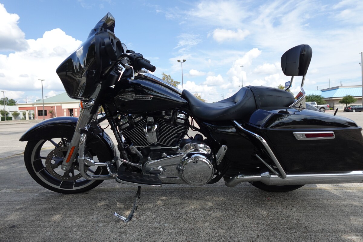 2021 Harley-Davidson Street Glide FLHX - Photo 5