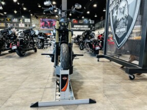 FXDB 2016 Street Bob® thumb 2