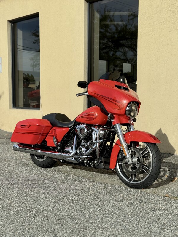 2017 Harley-Davidson Street Glide Special FLHXS WITH STAGE II CAM - Photo 3