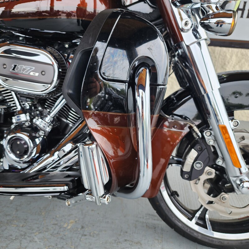 2019 Harley-Davidson CVO Limited Auburn Sunglo & Black Hole with Rich Bourbo - Photo 8