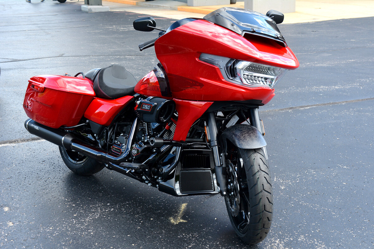 2025 Harley-Davidson CVO Road Glide ST Rally Red - Photo 2