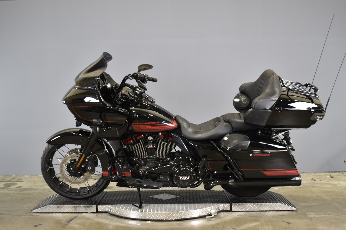 2021 Harley-Davidson CVO Road Glide FLTRXSE - Photo 5