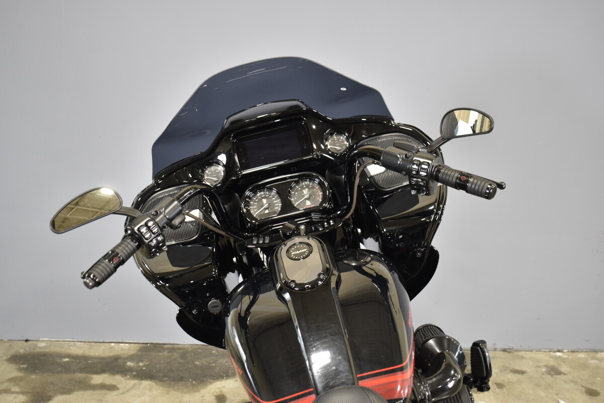 2021 Harley-Davidson CVO Road Glide FLTRXSE - Photo 8