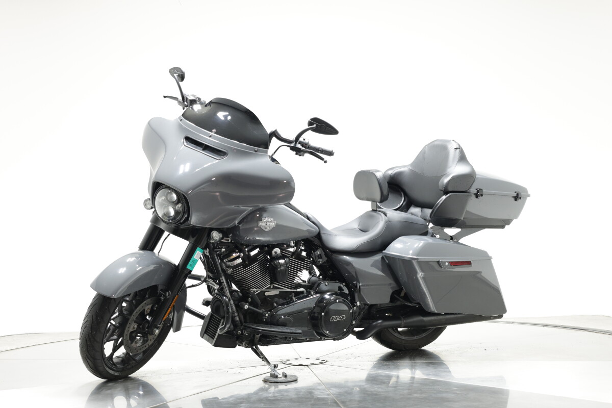 2022 Harley-Davidson FLHXS Street Glide Special in Gunship Gray with 24501 miles - Photo 10