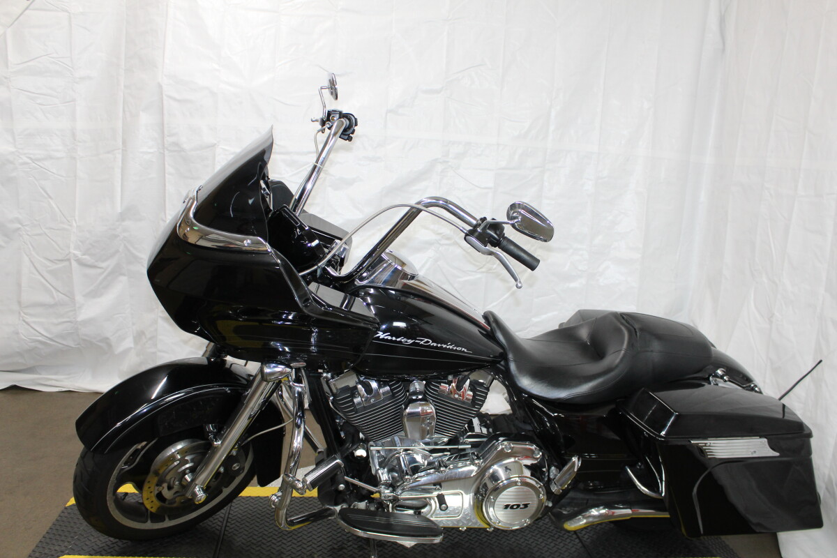 HD FLTRX103 2012 664445T BLACK W/ PINSTRIPE - Photo 5