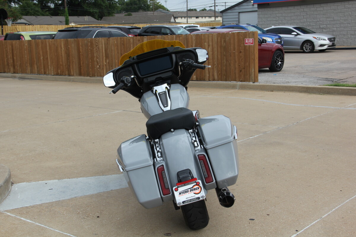 2024 Harley-Davidson Street Glide Billiard Gray - Photo 9