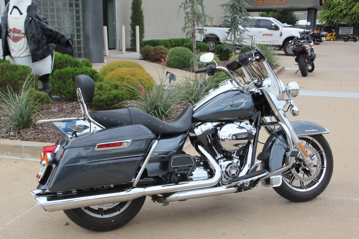 2015 Harley-Davidson Road King Custom Colour Black Magic - Photo 5