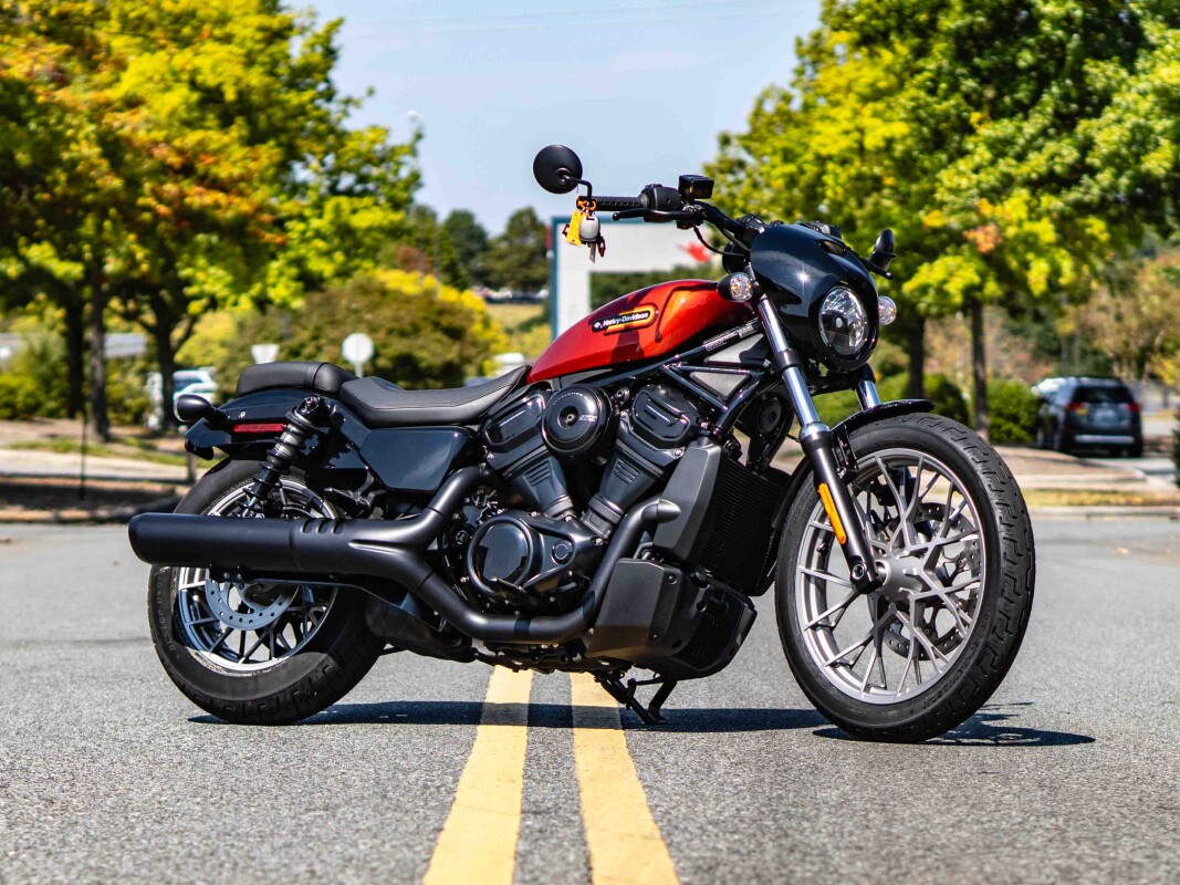 RH975S 2025 Nightster Special - Photo 2