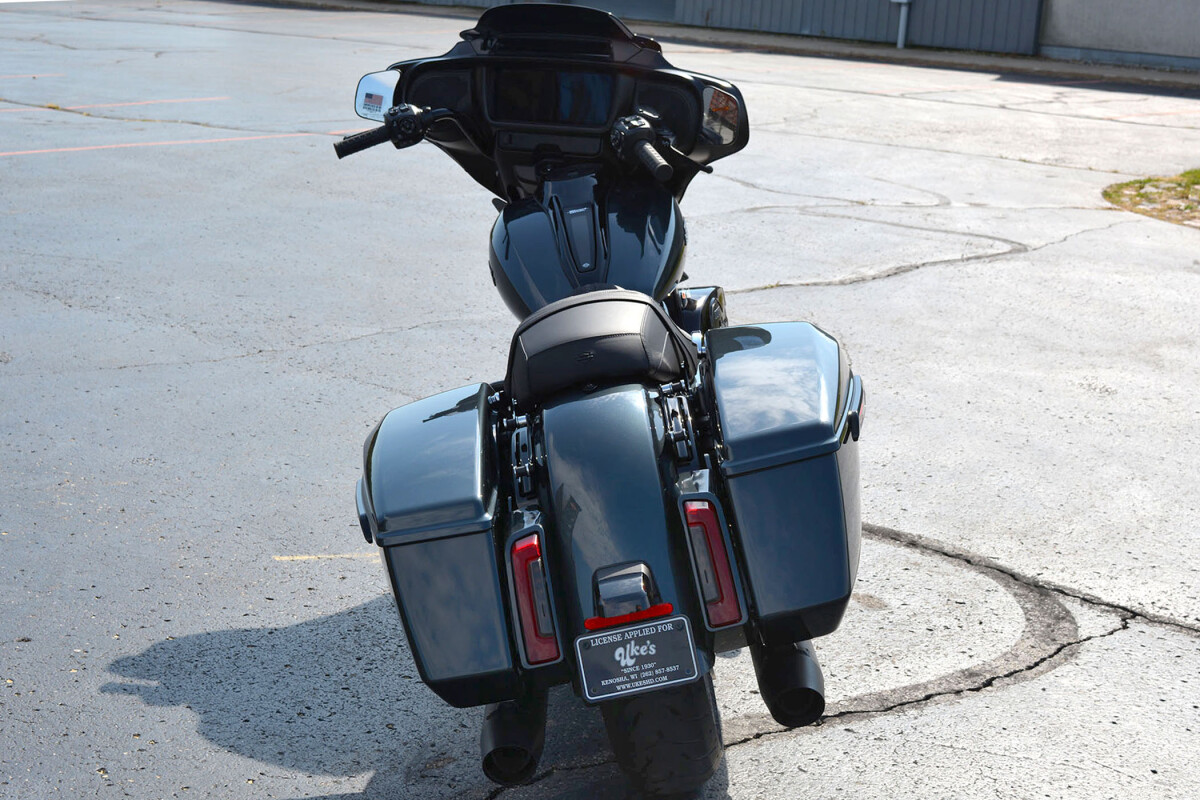 2025 Harley-Davidson Street Glide Iron Horse Metallic - Photo 4
