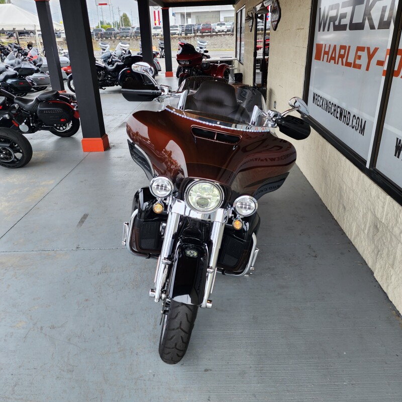 2019 Harley-Davidson CVO Limited Auburn Sunglo & Black Hole with Rich Bourbo - Photo 2