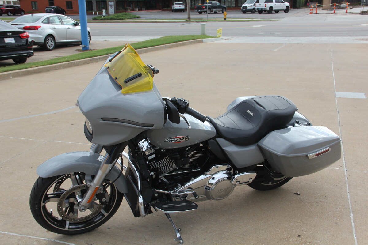 2024 Harley-Davidson Street Glide Billiard Gray - Photo 6