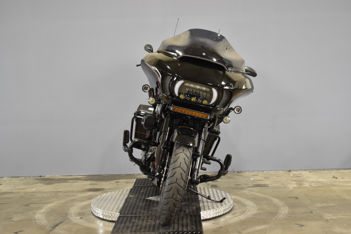2021 Harley-Davidson CVO Road Glide FLTRXSE - Photo 3