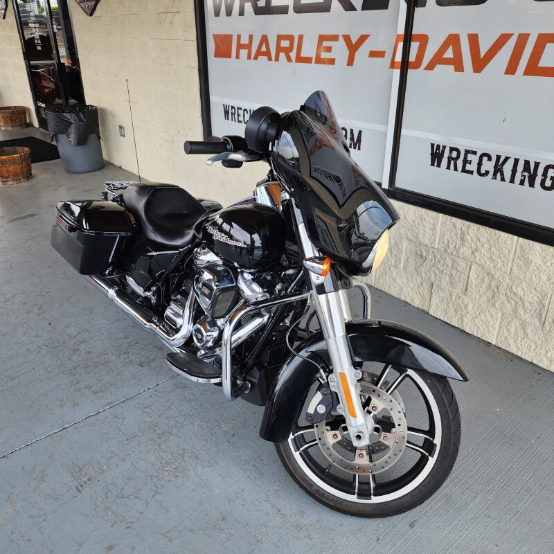 FLHXS 2017 Street Glide Special - Photo 4