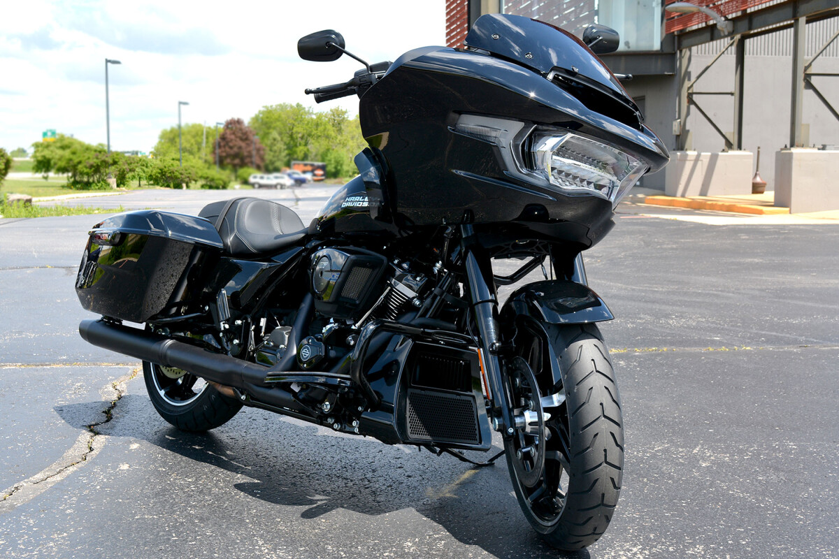 2025 Harley-Davidson Road Glide Vivid Black - Photo 7
