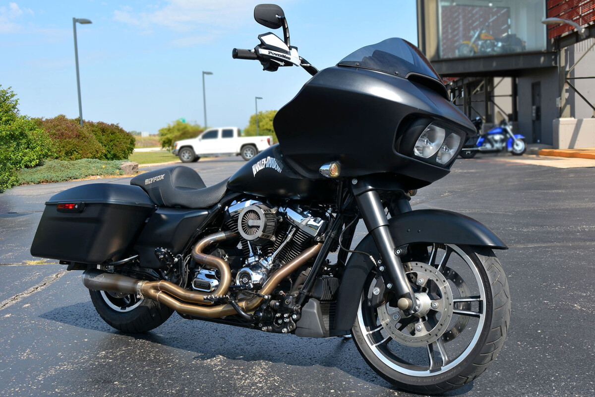 2017 Harley-Davidson Road Glide Special Black Denim - Photo 7