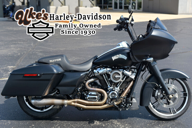2017 Harley-Davidson® Road Glide® Special Black Denim