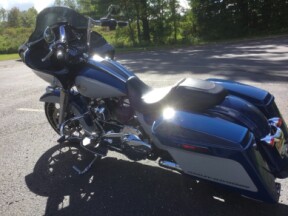 2023 Harley-Davidson® Road Glide® Special BIL BLU/BIL GRY thumb 2