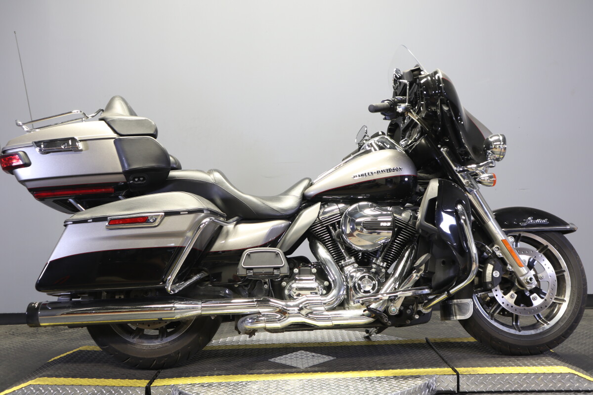 An 'Ultra' Luxurious Harley-Davidson Street Glide Is Coming In 2025