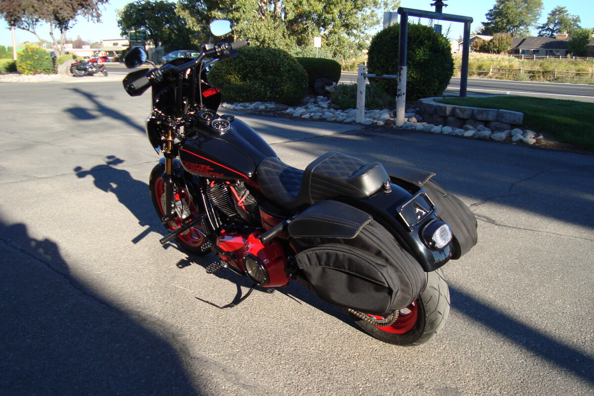 2014 Harley-Davidson Low Rider Vivid Black - Photo 4