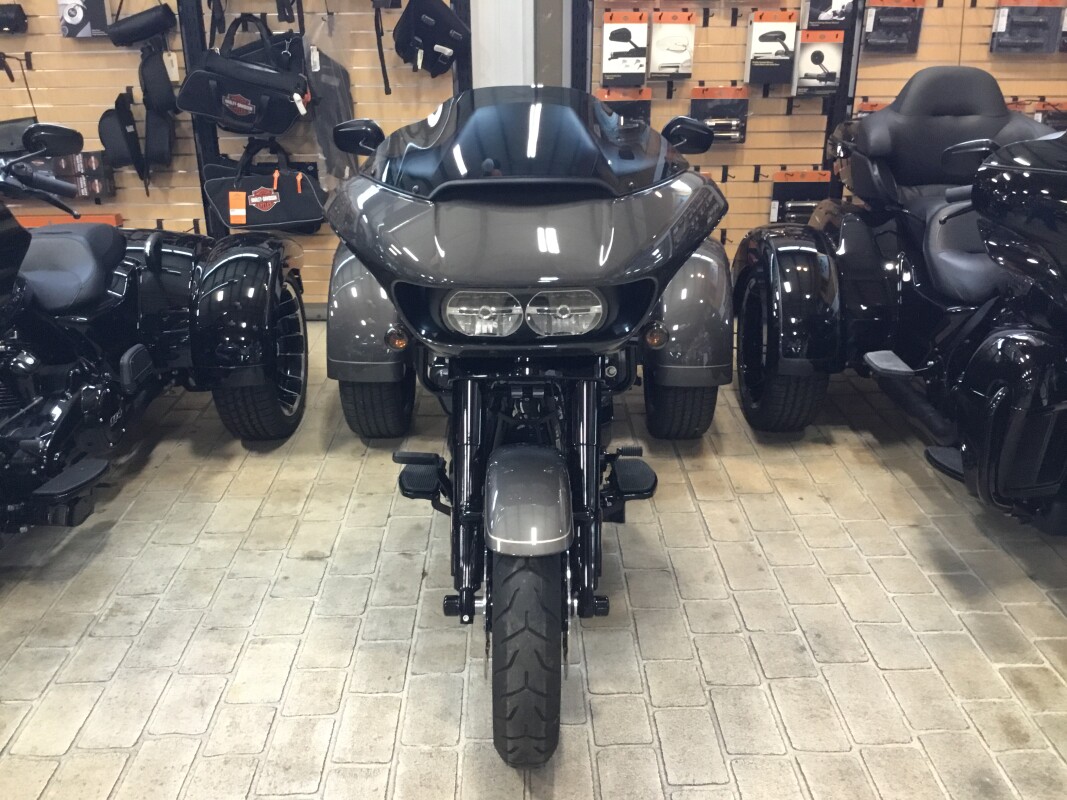 2023 Harley-Davidson Road Glide 3 Gray Haze - Photo 2