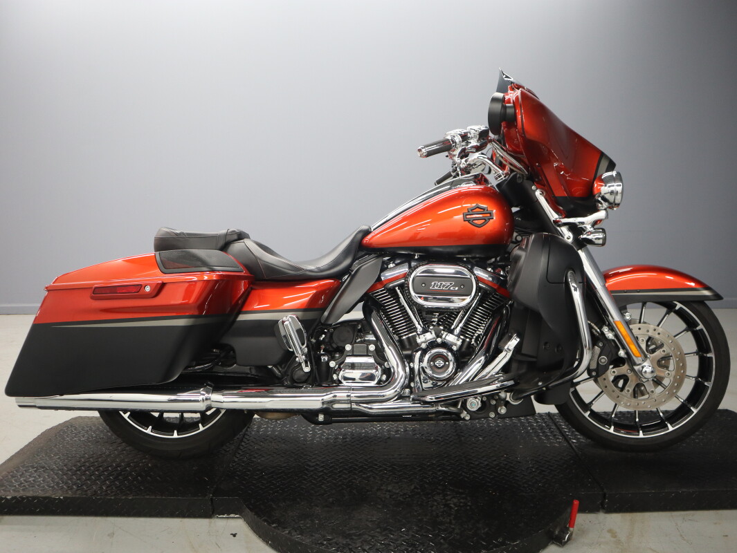 2020 Harley-Davidson® CVO™ Street Glide® FLHXSE | Old Glory Harley