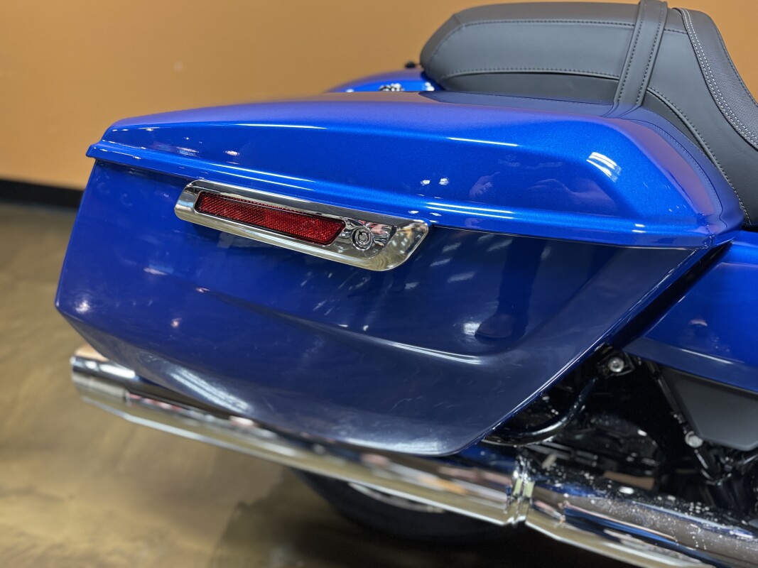 FLTRX 2025 Road Glide - Photo 8