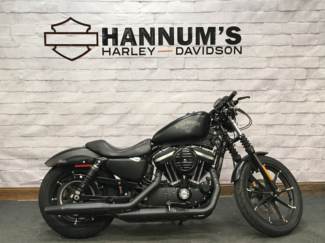 2017 Harley-Davidson Iron 883 Black Denim XL883N