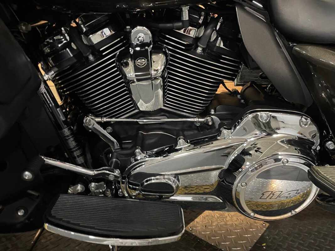 Harley-Davidson Road Glide Limited 2020 FLTRK River Rock Gray - Photo 9