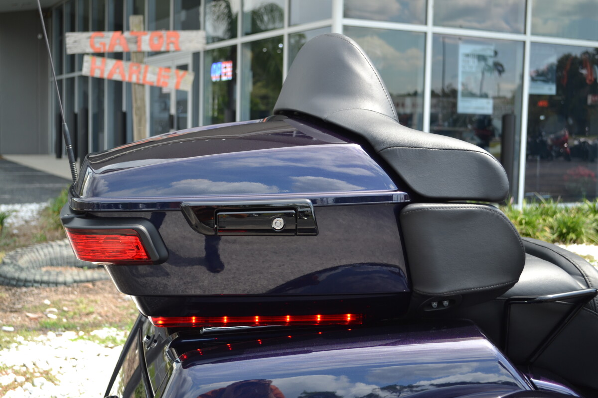 2025 Harley-Davidson Tri Glide Ultra Mystic Shift - FLHTCUTG - Photo 10