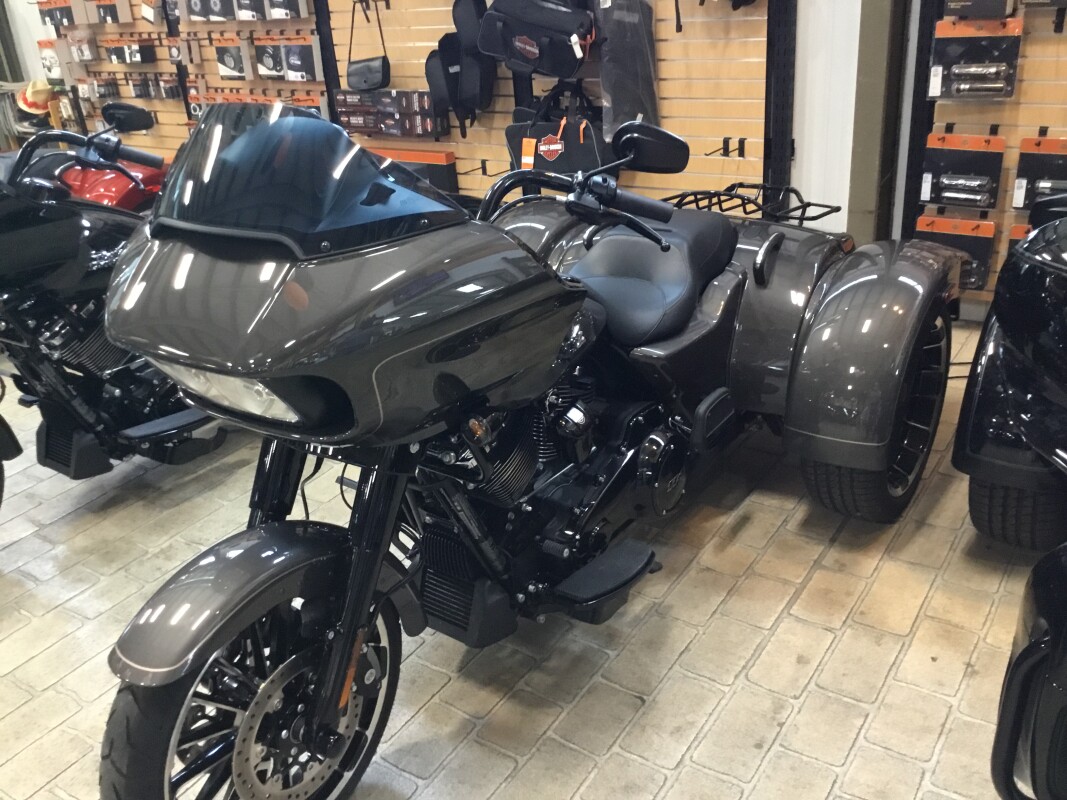 2023 Harley-Davidson Road Glide 3 Gray Haze - Photo 3