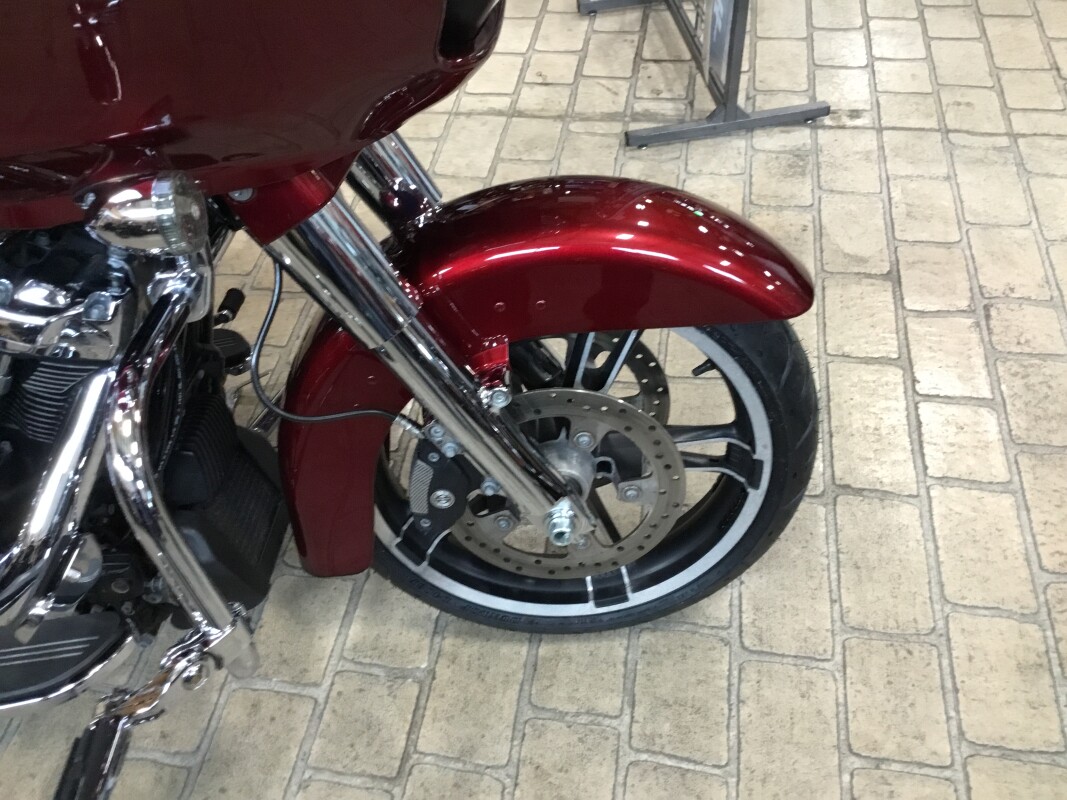 2017 Harley-Davidson Road Glide Special Velocity Red Sunglo - Photo 3